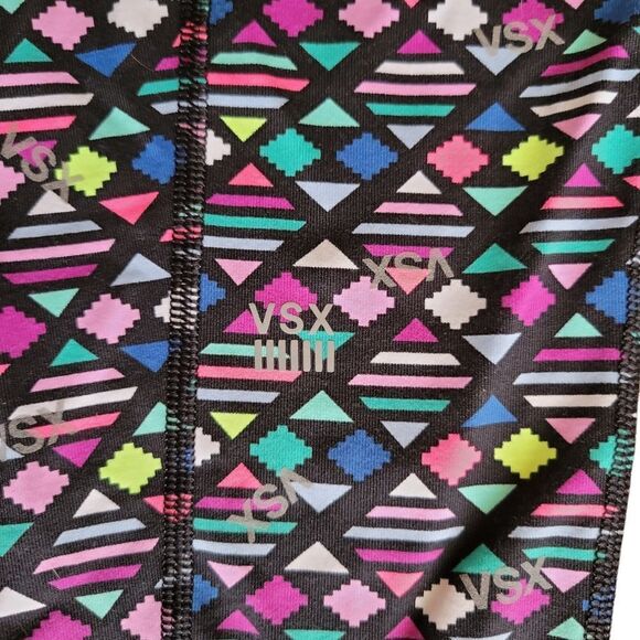 Victoria's Secret VSX Sport Multicolor Aztec Print Capri Leggings - Picture 3 of 4